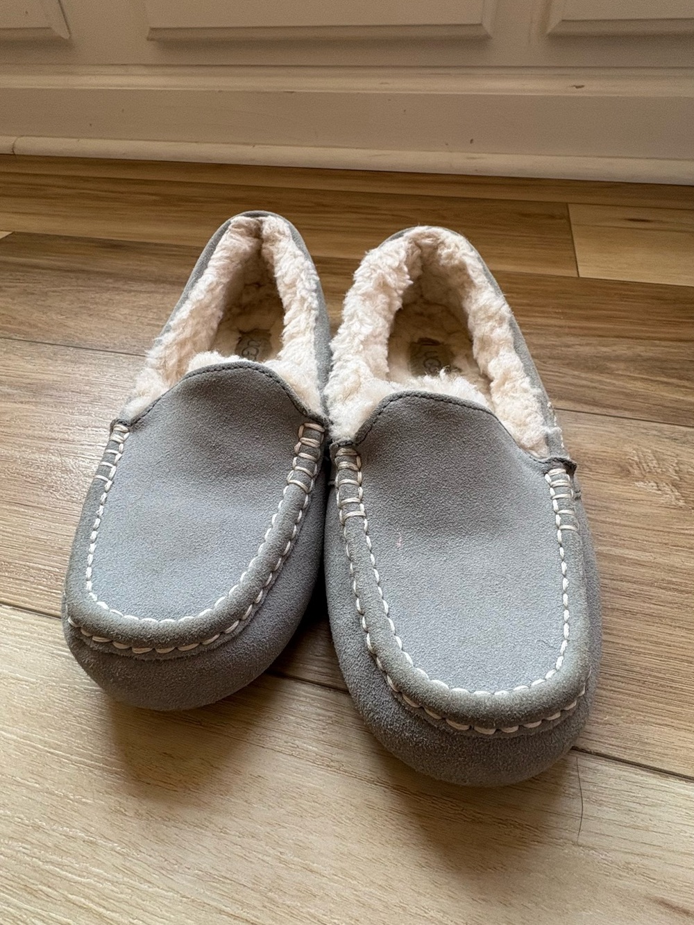 Women’s Grey Suede-Look Faux Shearling Slippers